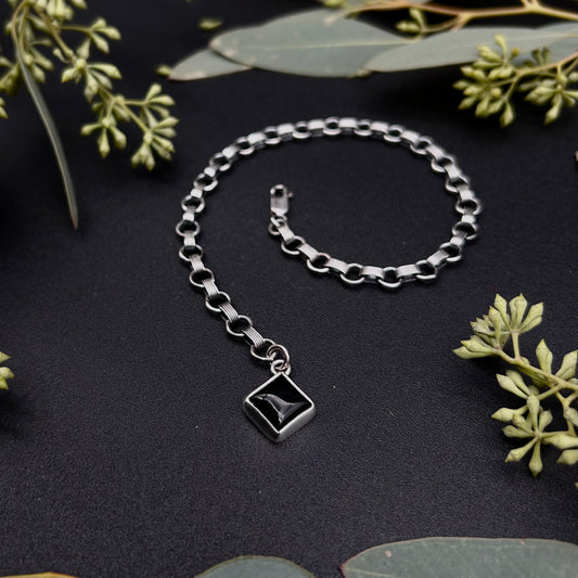 Onyx Star Lariat Bracelet