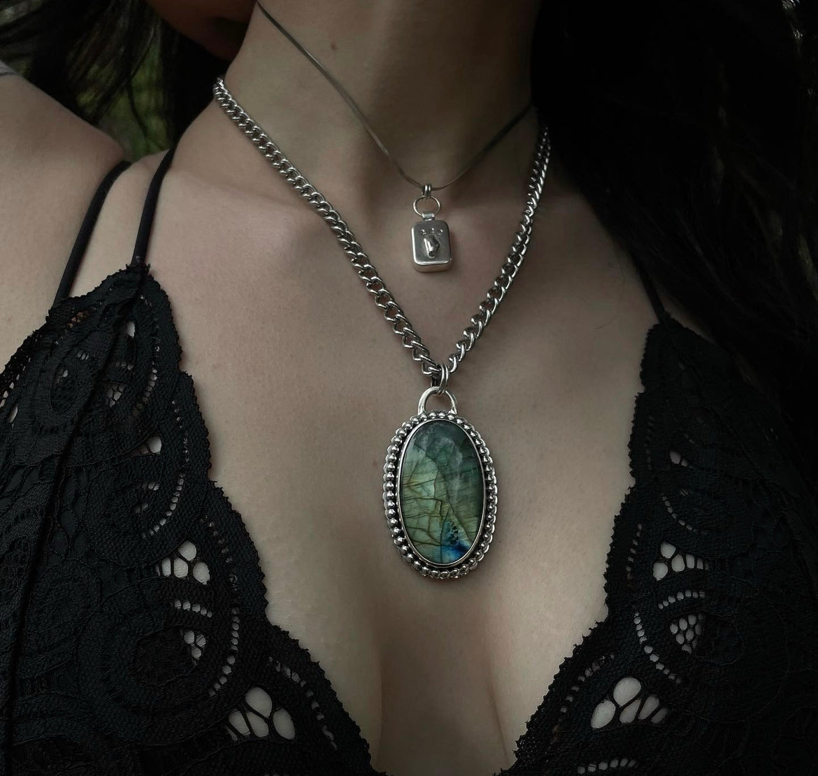 XXL Labradorite Moonface