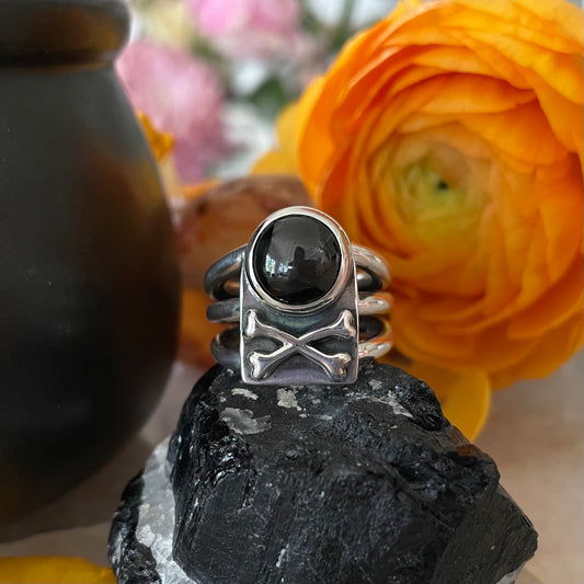 Black Star Diaopside Tombstone Ring