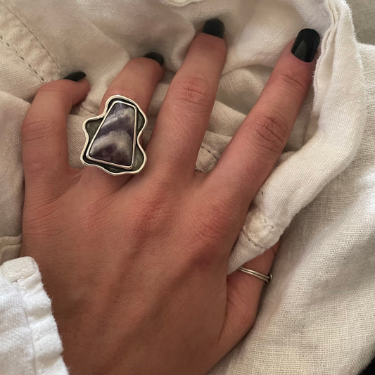 Abstract Amethyst Satement